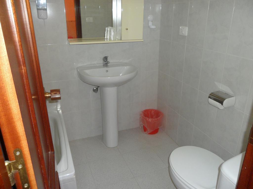 Hostal Alce Hotel Nigrán Екстериор снимка